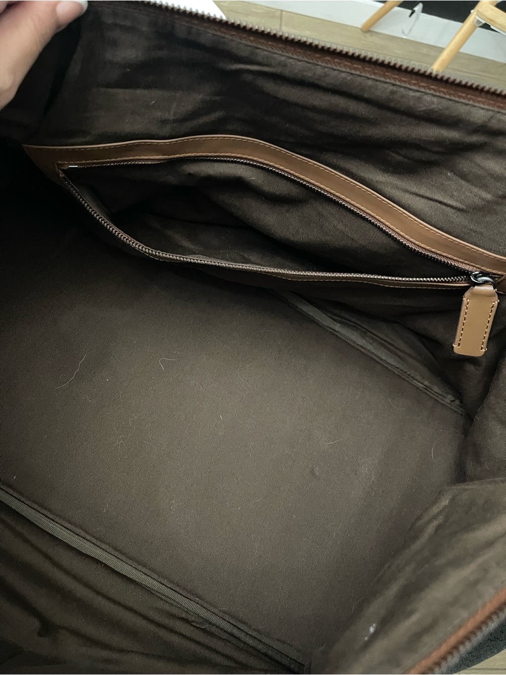 Land Rover Weekender Bag - Picture 10 of 12